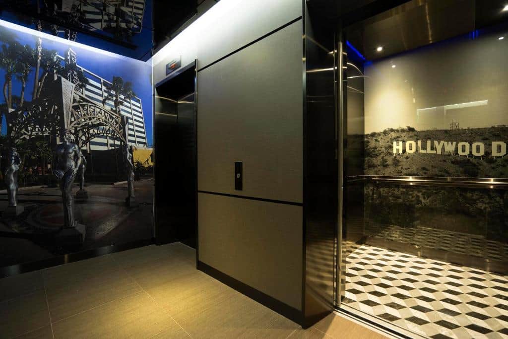 Hotel 81 Premier Hollywood