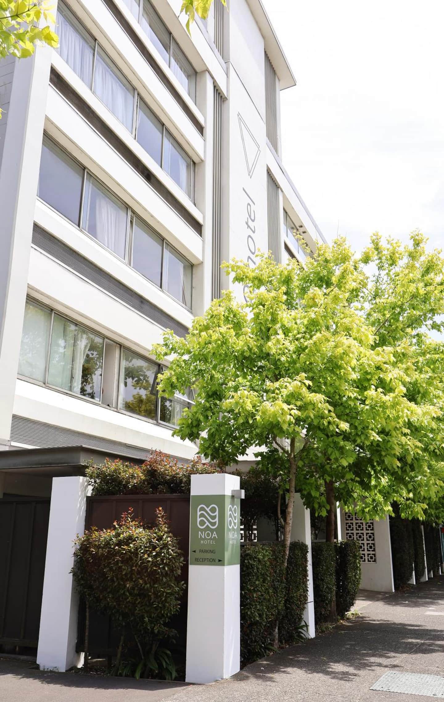 NOA Hotel