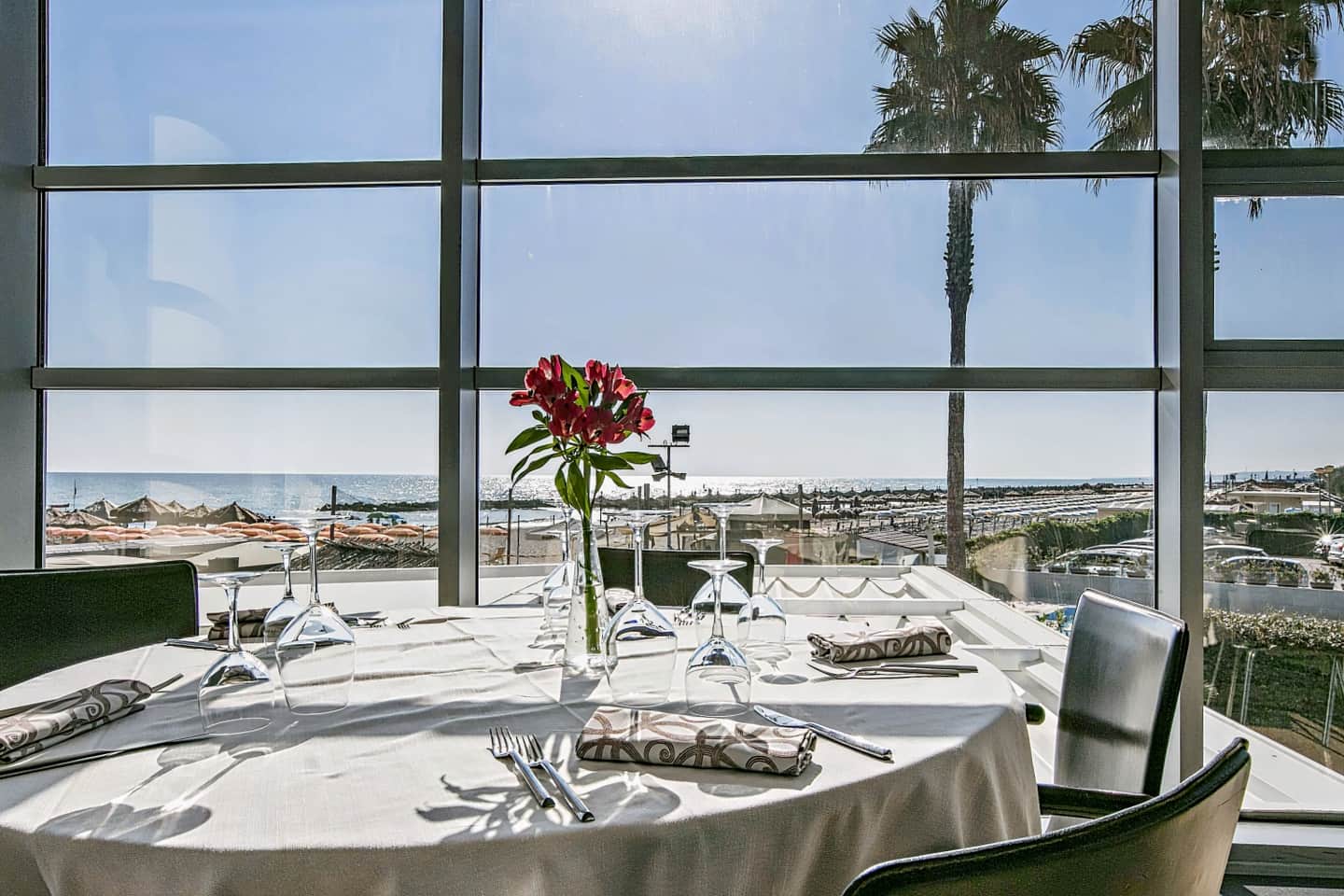Sea Lion Hotel
