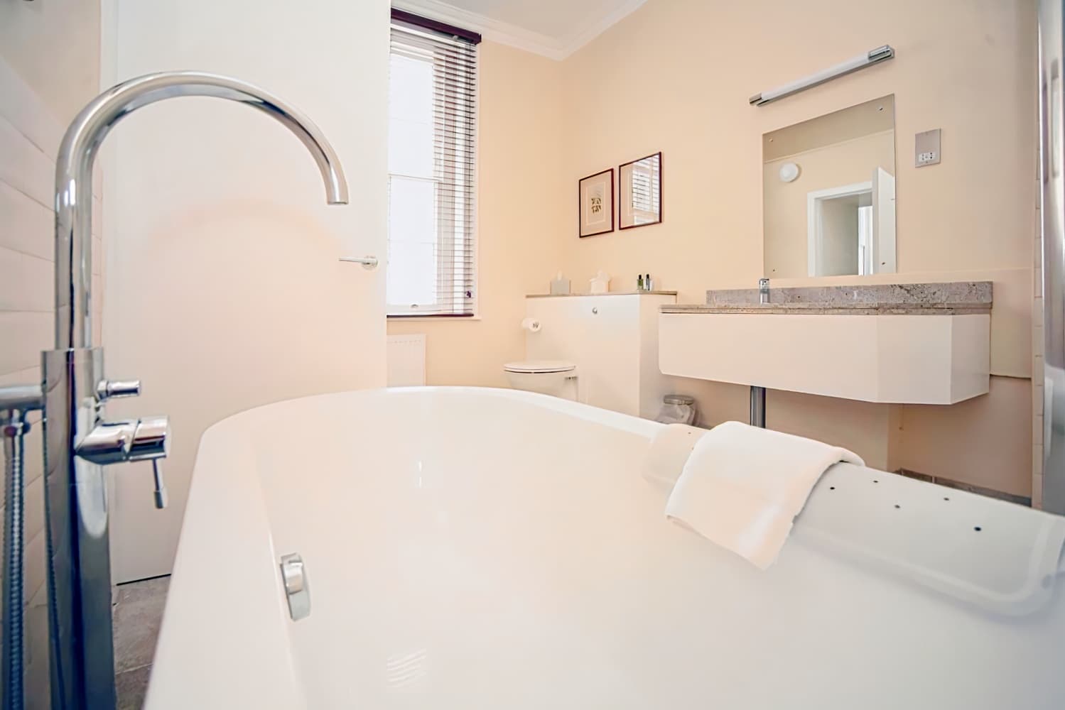 Winchester Royal Hotel