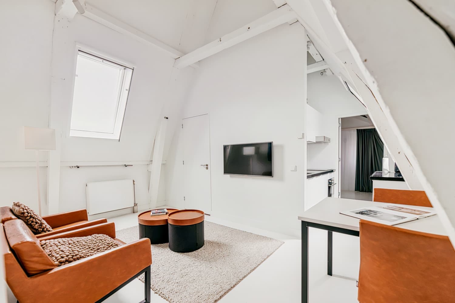 AYS Amsterdam Salthouse Canal