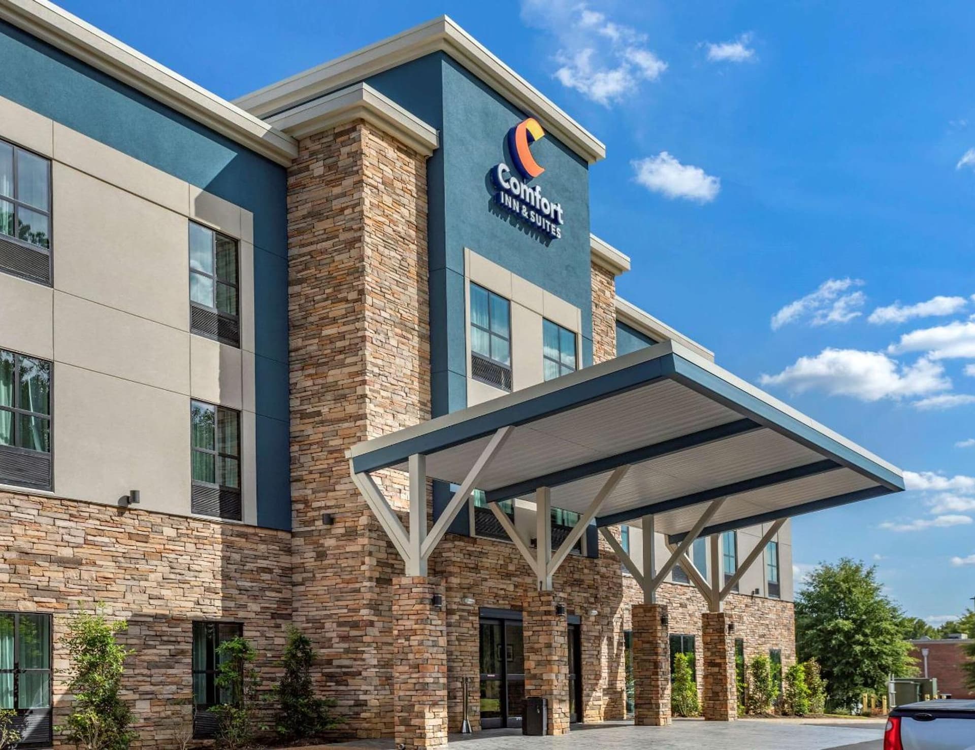 Comfort Inn & Suites