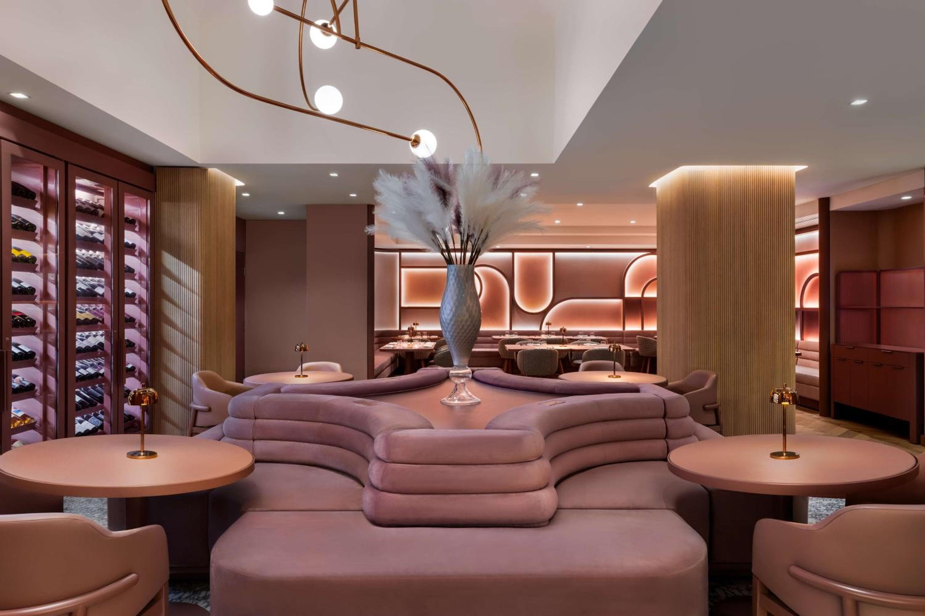 Revery Toronto Downtown, Curio Collection by Hilton