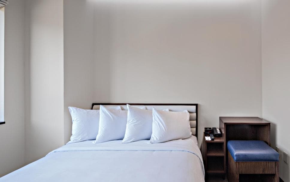 Orchard Street Hotel