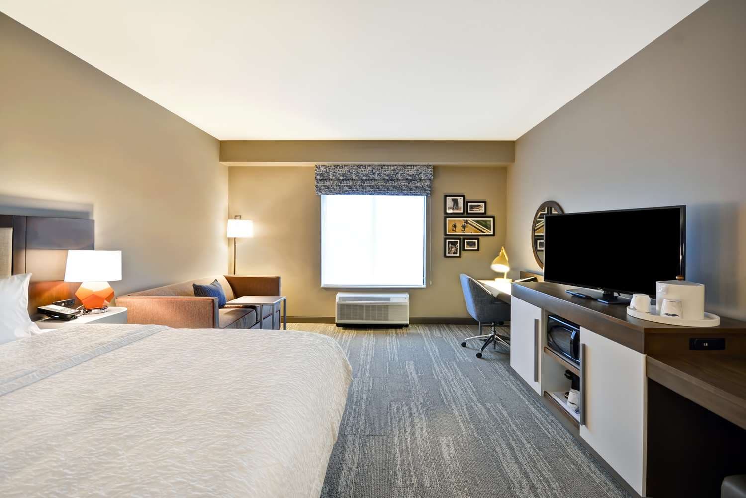 Hampton Inn Livonia Detroit