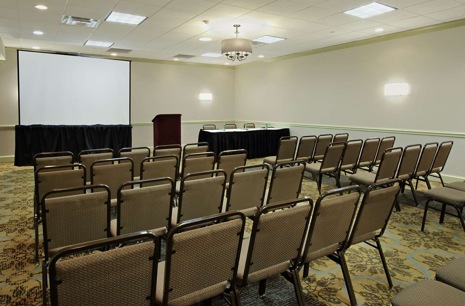 DoubleTree by Hilton Hotel Mahwah