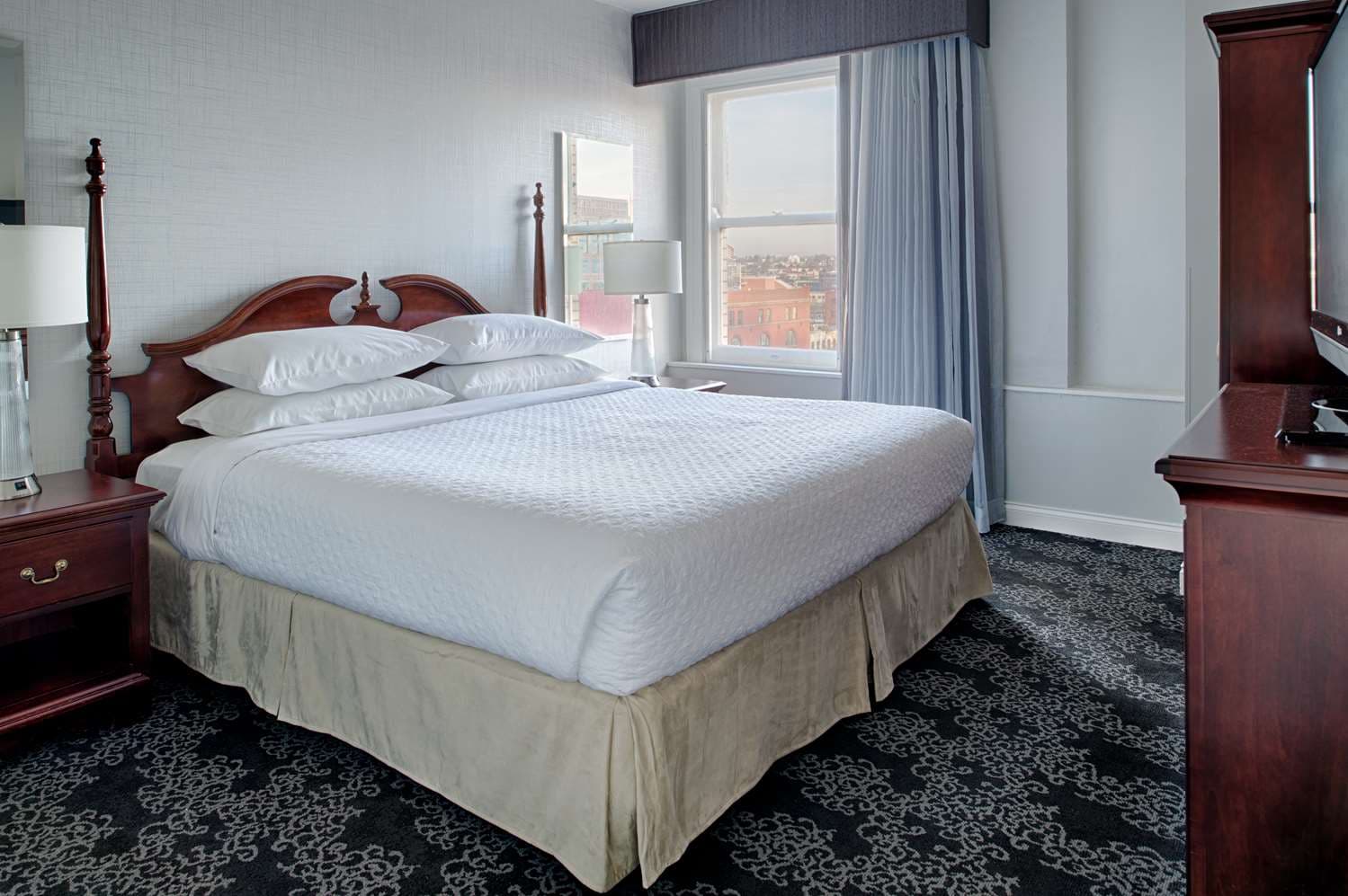 Embassy Suites by Hilton Portland Downtown