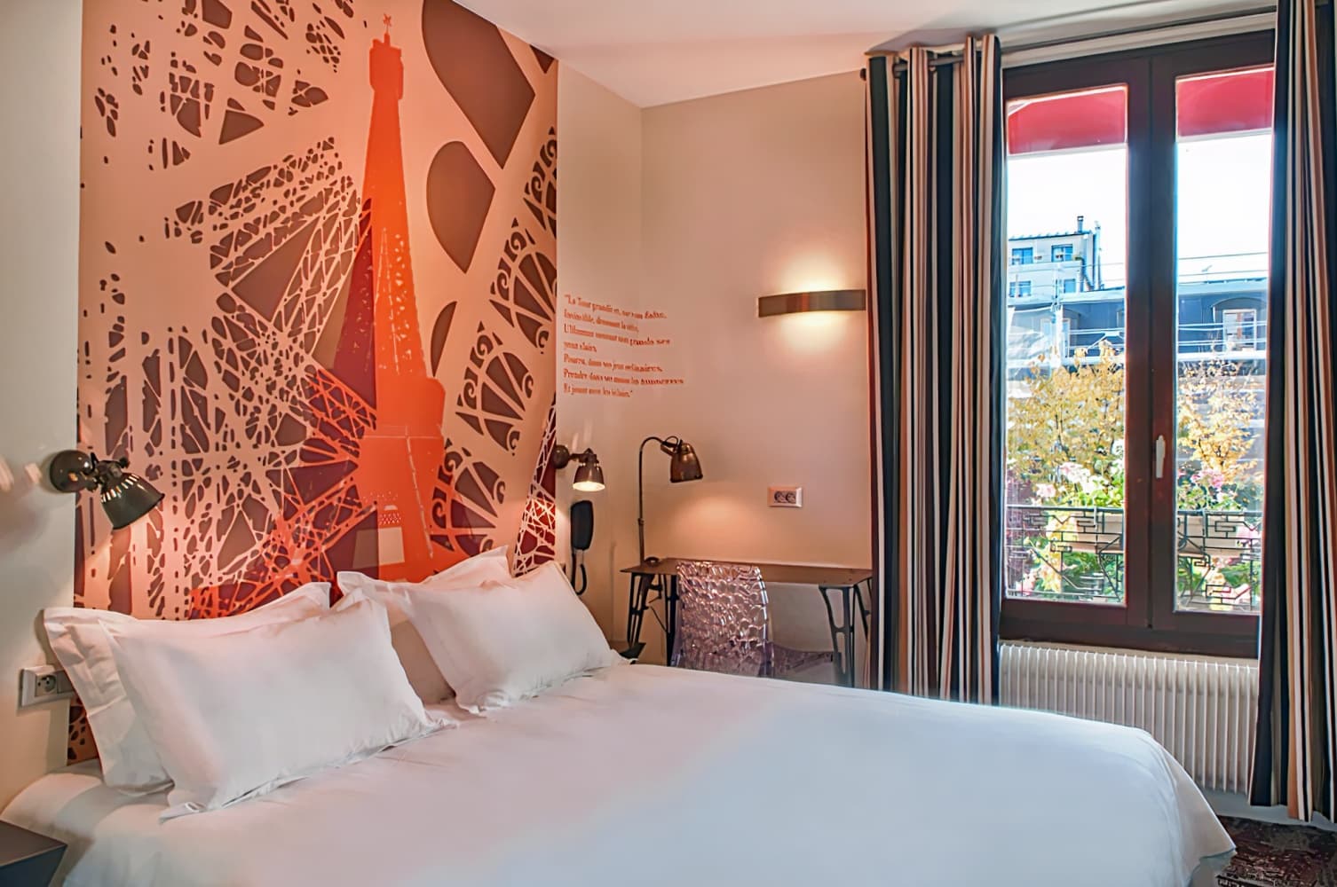 Hôtel Alpha Paris Eiffel by Patrick Hayat