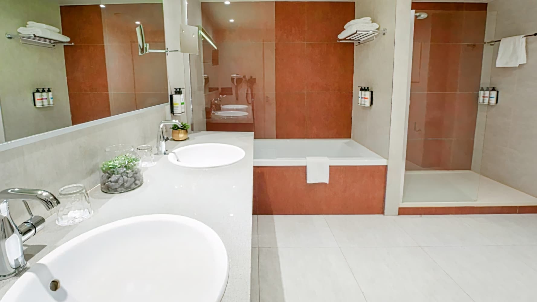 Pullman Bordeaux Lac