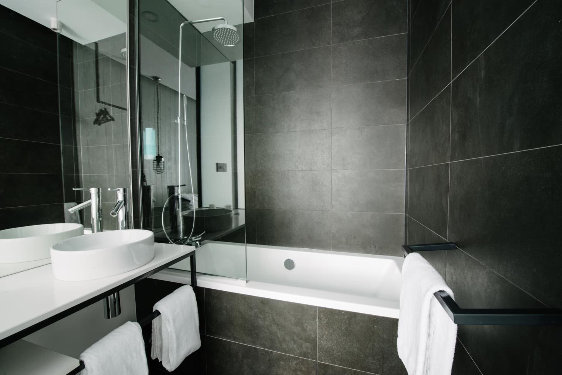 Atypik Hotel & Spa Clichy – Urban Style