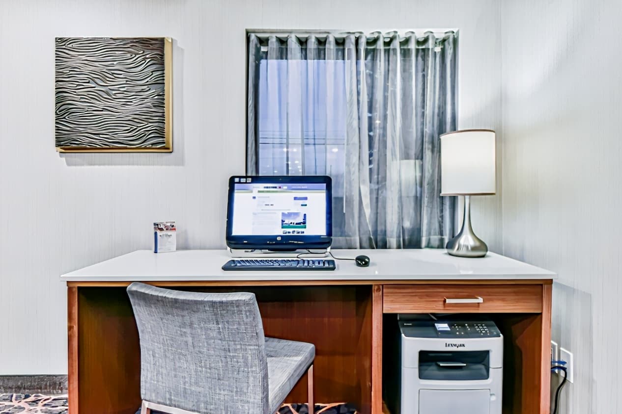 Comfort Inn Aéroport Dorval