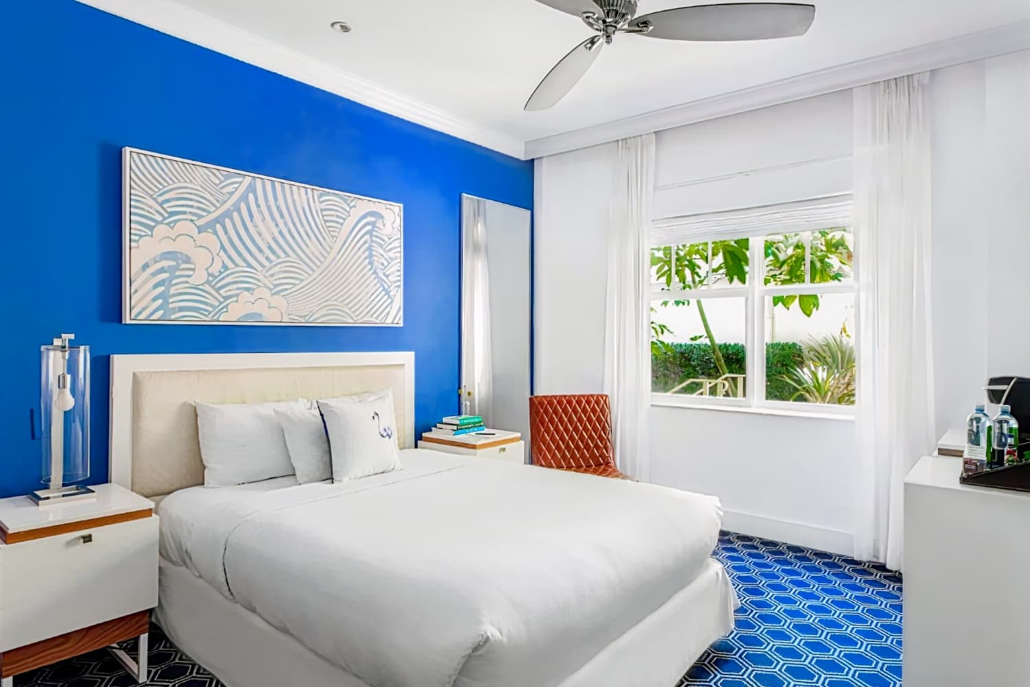Blue Moon Hotel