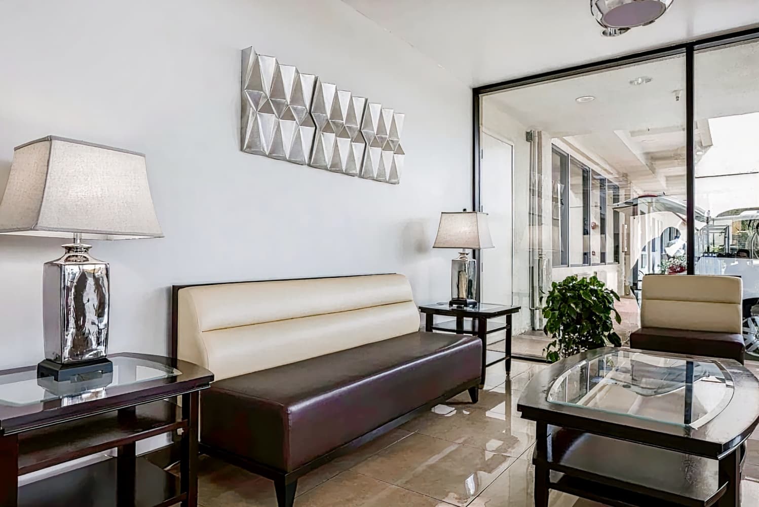 Quality Inn & Suites Los Angeles Airport - LAX