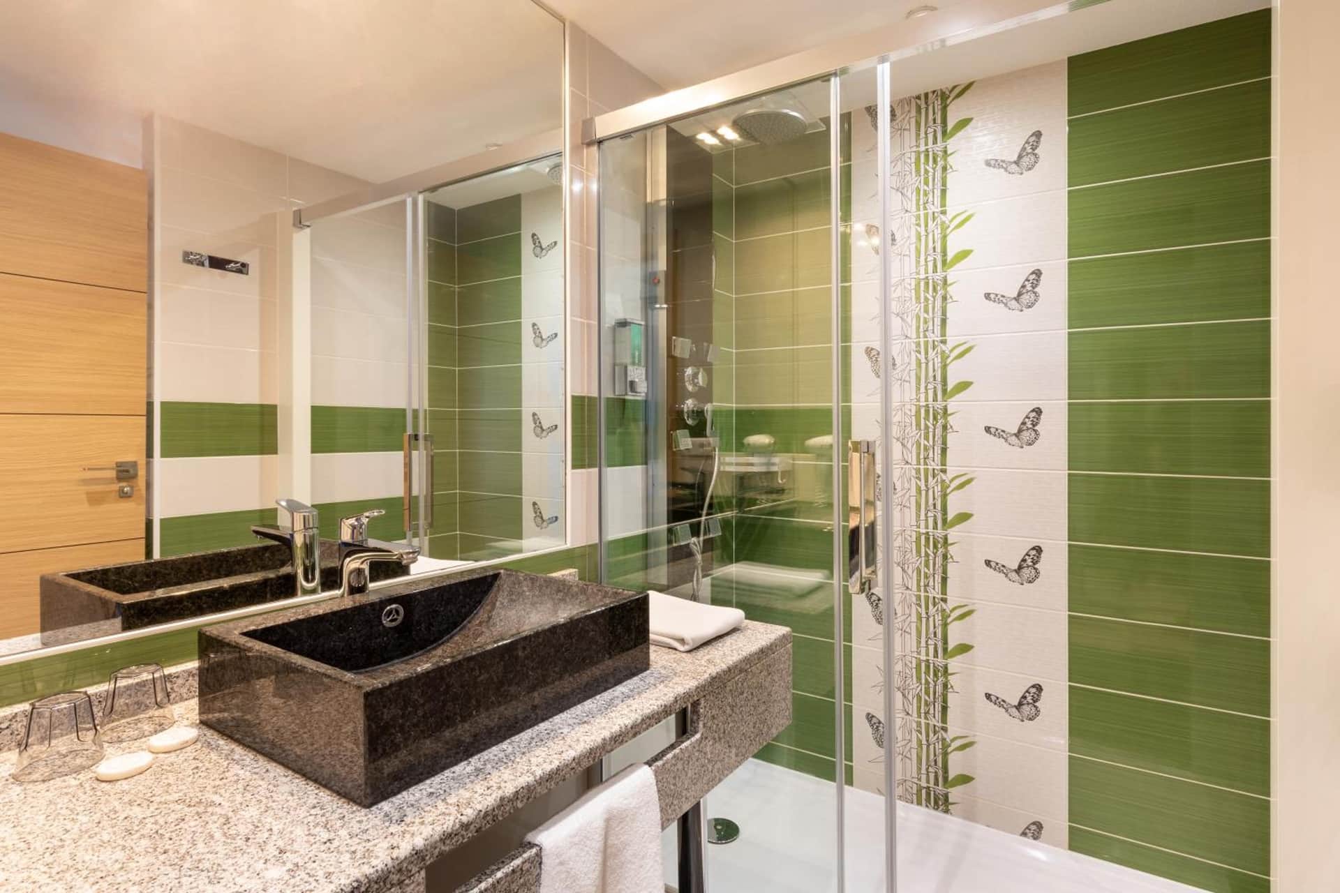 Best Western Hotel & SPA Pau Lescar Aéroport