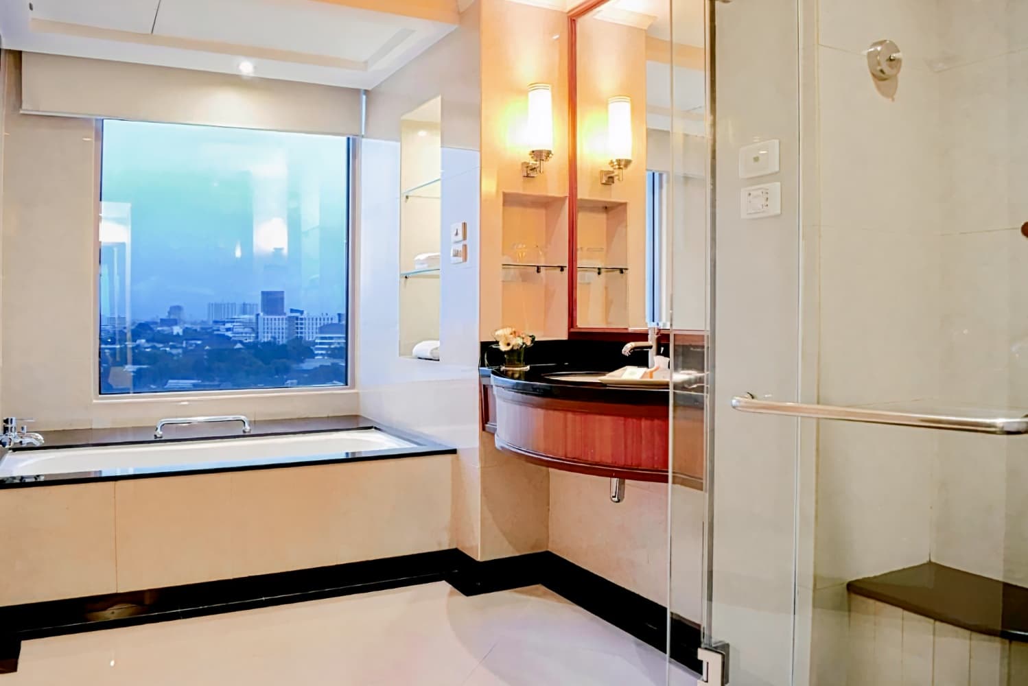 Rama Gardens Hotel Bangkok