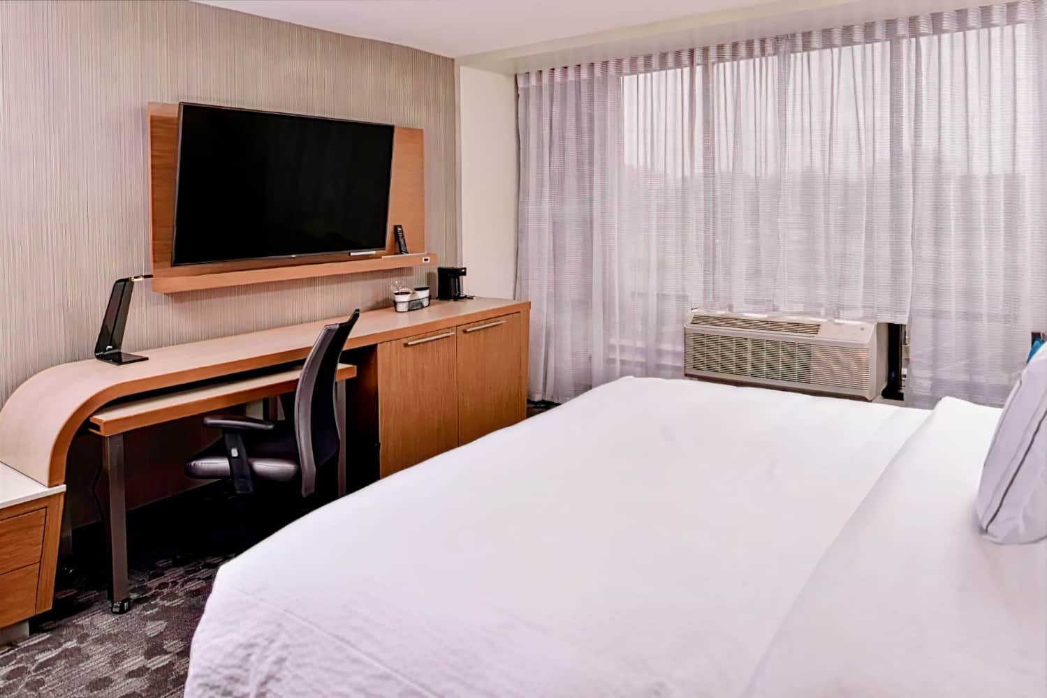 Courtyard by Marriott Edina Bloomington