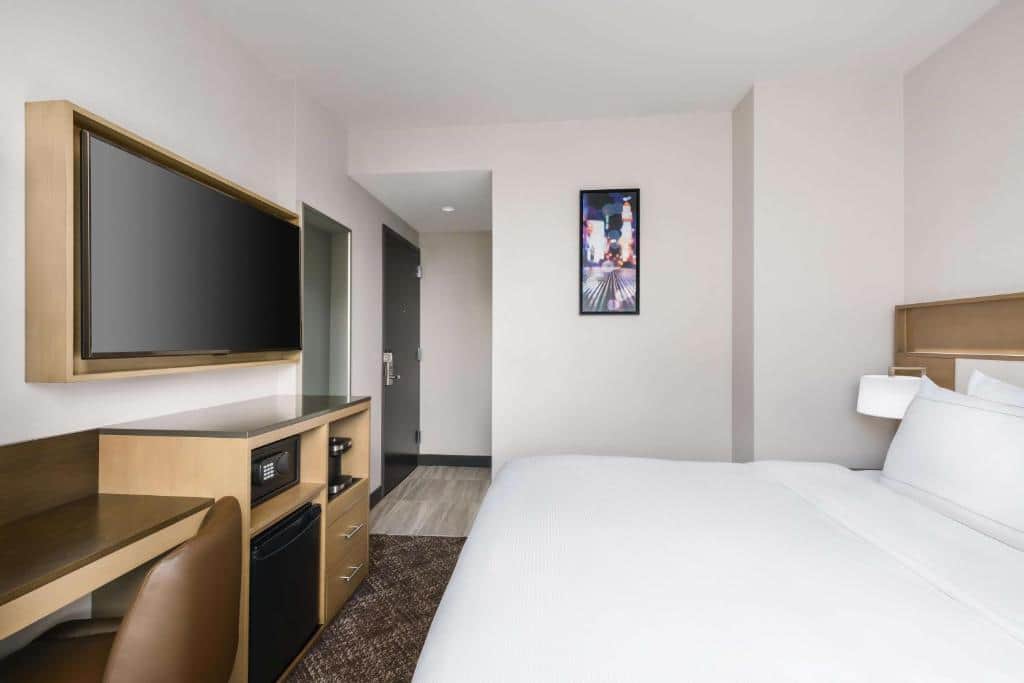 DoubleTree By Hilton New York Times Square South