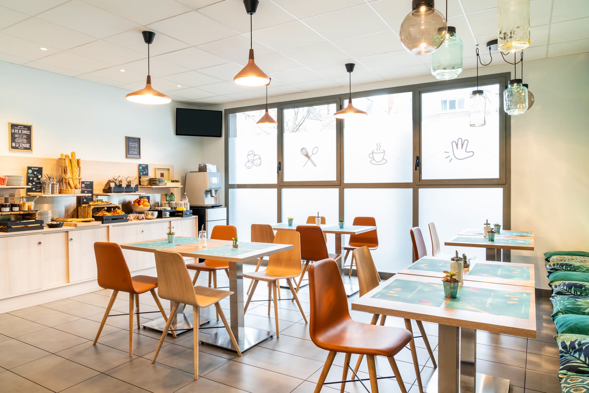 Aparthotel Adagio access Tours