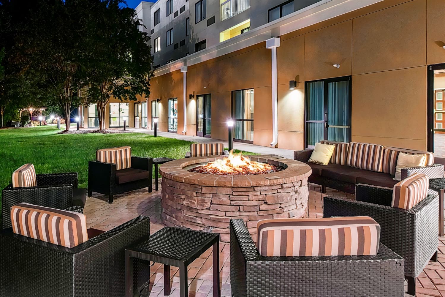 Courtyard by Marriott Charlotte Gastonia