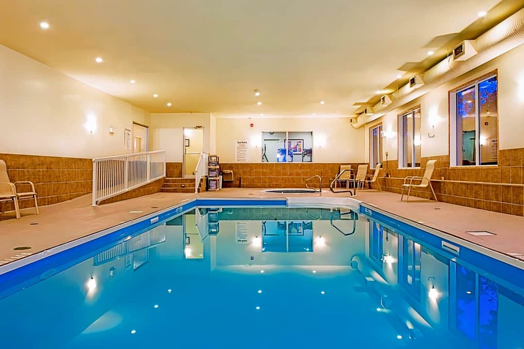 Holiday Inn Express & Suites Regina South, an IHG Hotel