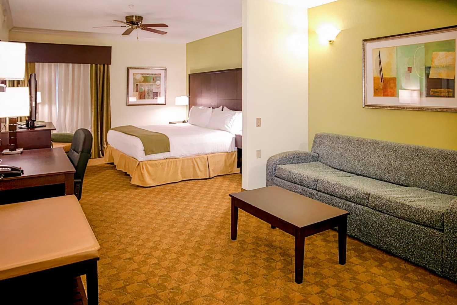 Holiday Inn Express Houston North Intercontinental