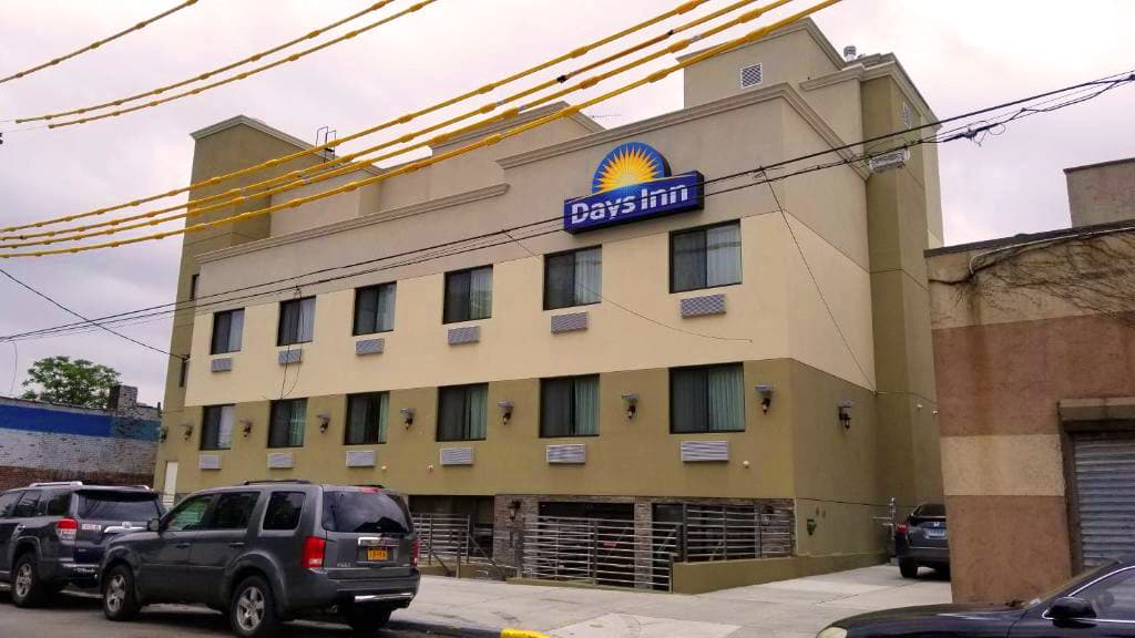 Days Inn by Wyndham Brooklyn Marine Park
