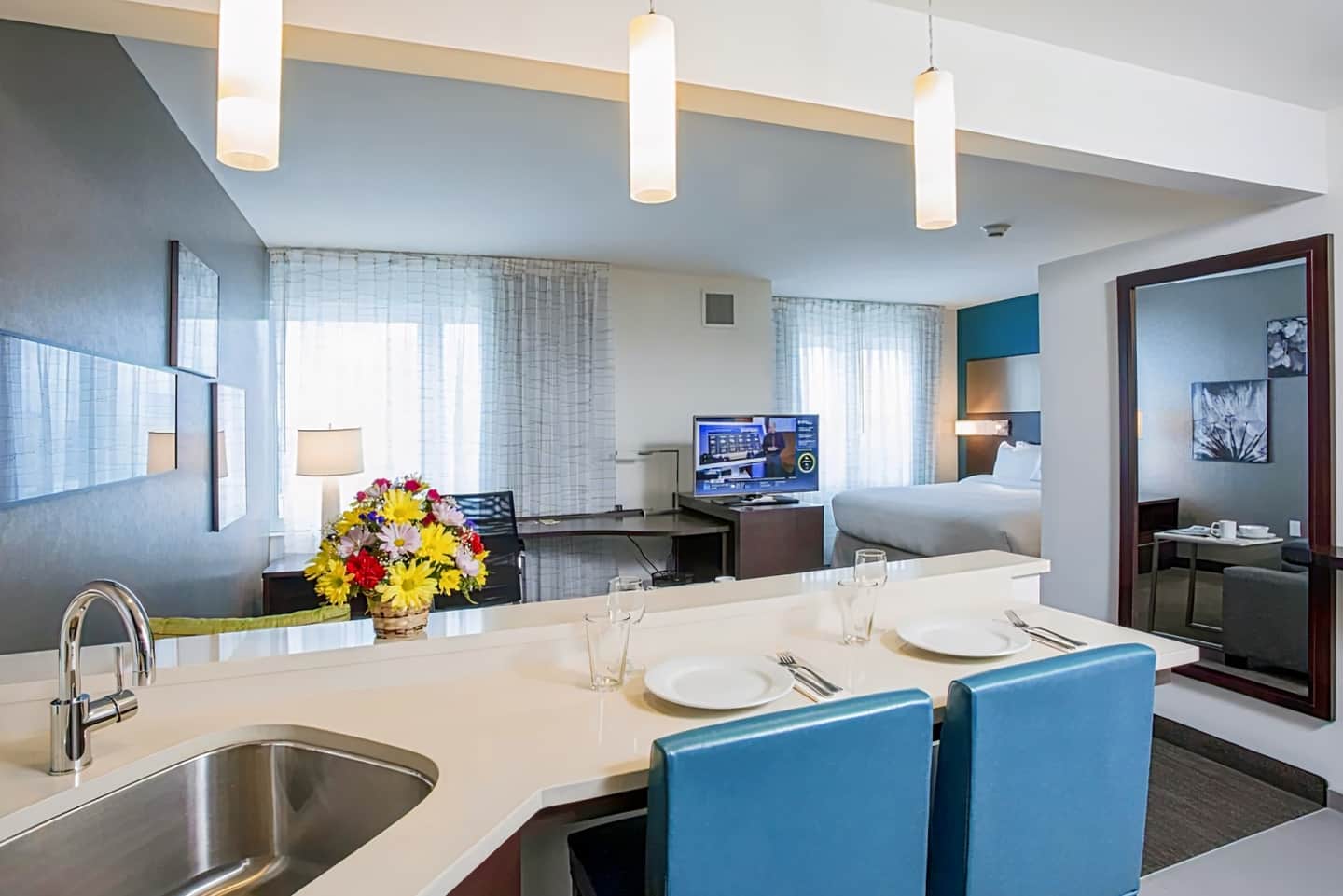 Residence Inn by Marriott The Bronx at Metro Center Atrium