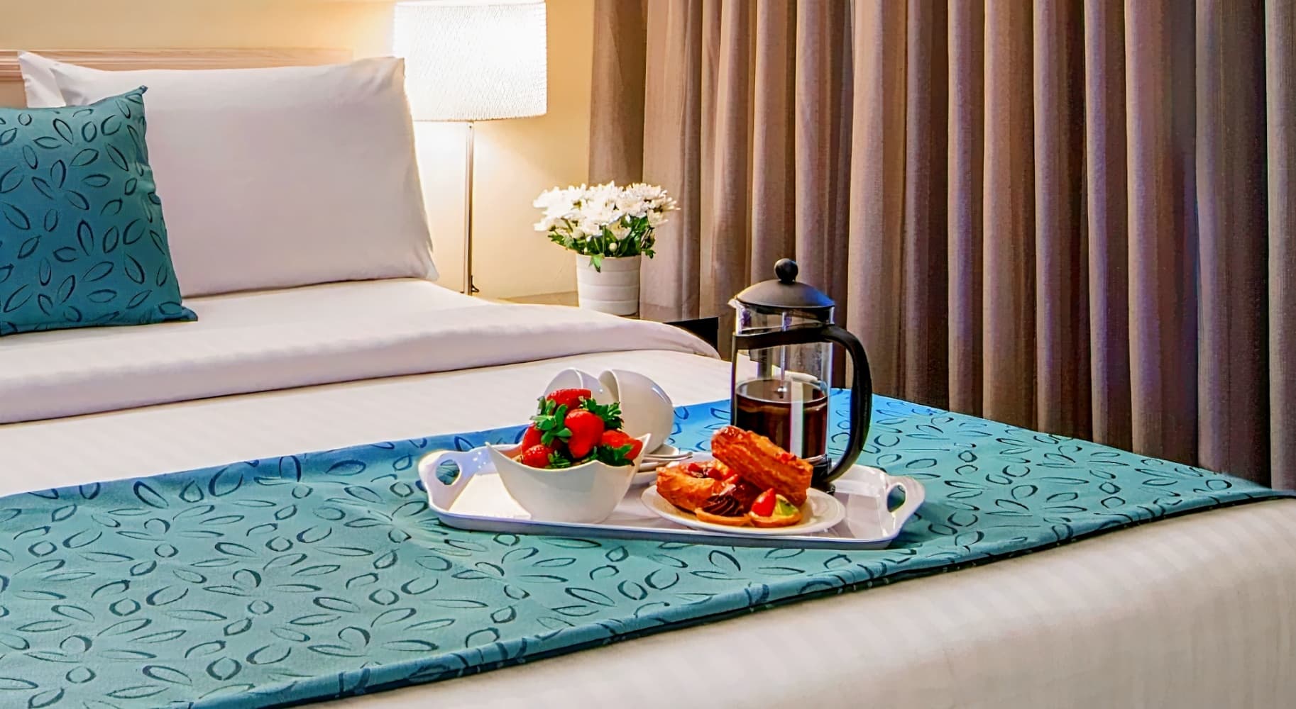 The Peninsula Riverside Serviced Apartments