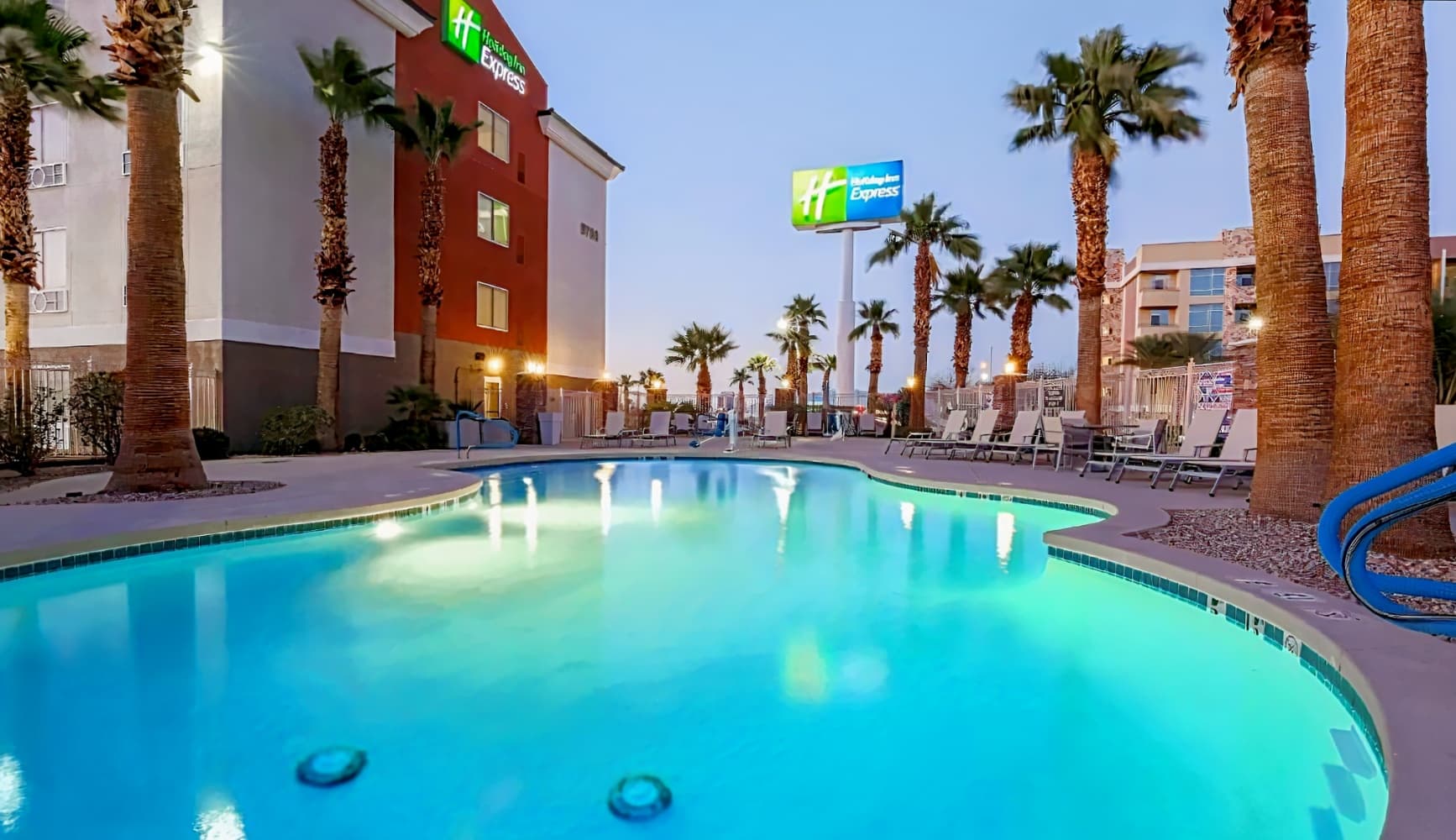Holiday Inn Express Las Vegas - Stadium Area