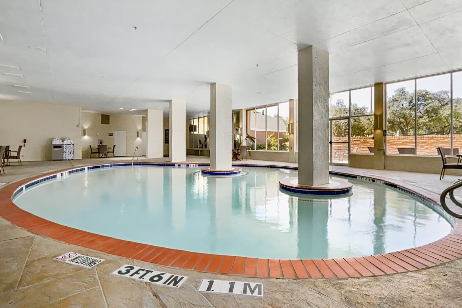 Embassy Suites Dallas Market Center