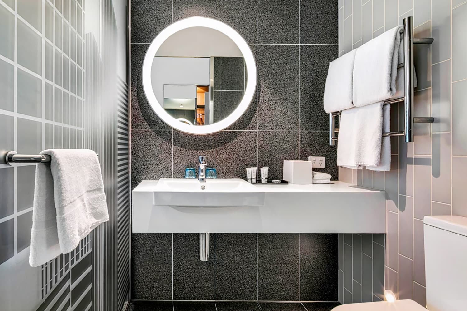 Holiday Inn Express Melbourne Little Collins