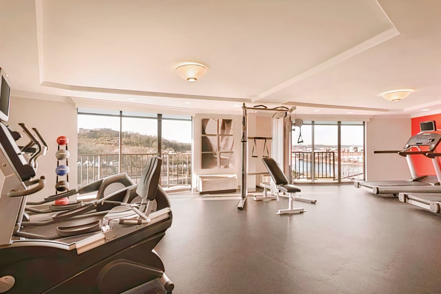 Radisson Hotel Cincinnati Riverfront