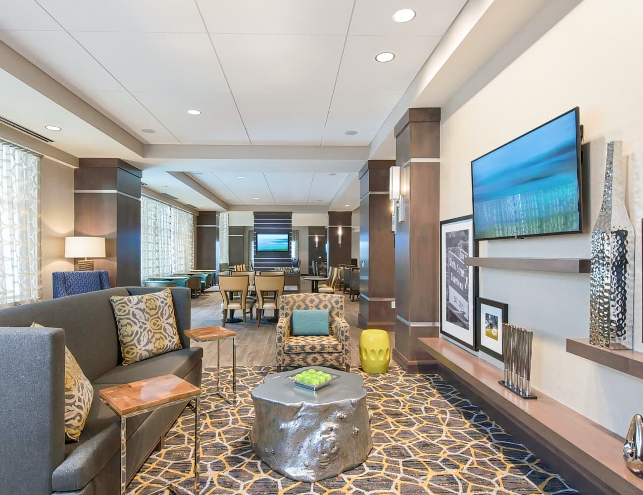 Hampton Inn & Suites Grand Rapids Downtown