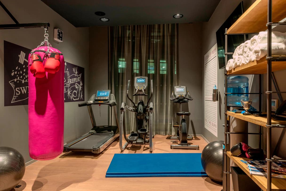 Moxy Glasgow Merchant City