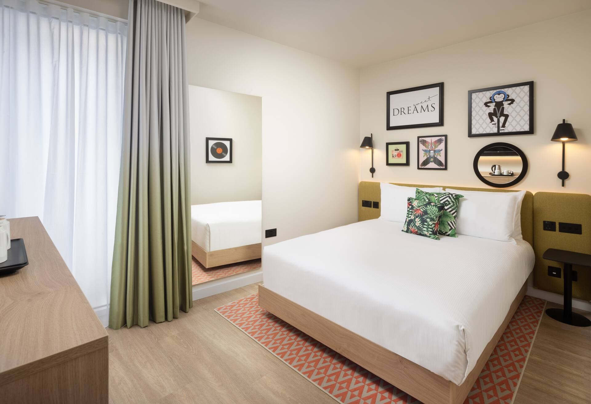 Hampton by Hilton London Old Street