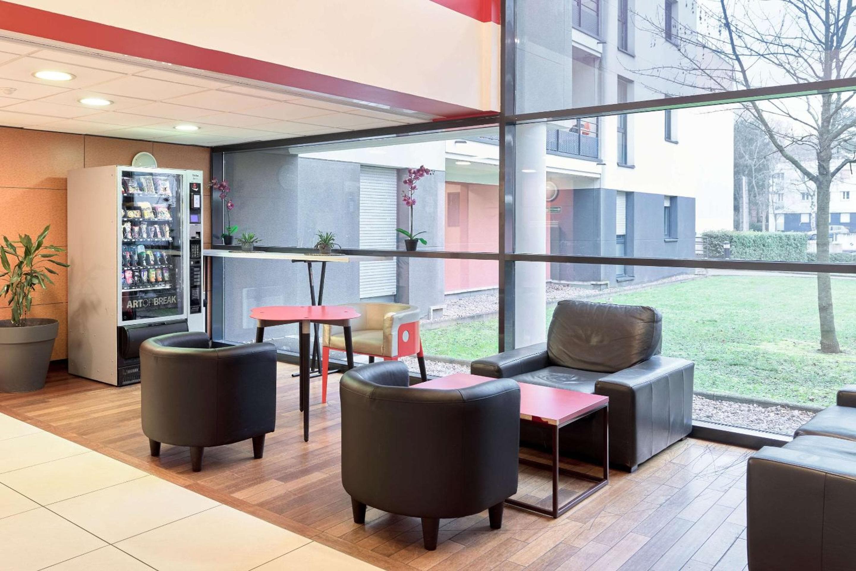 Comfort Aparthotel Versailles Saint-Cyr-l'Ecole