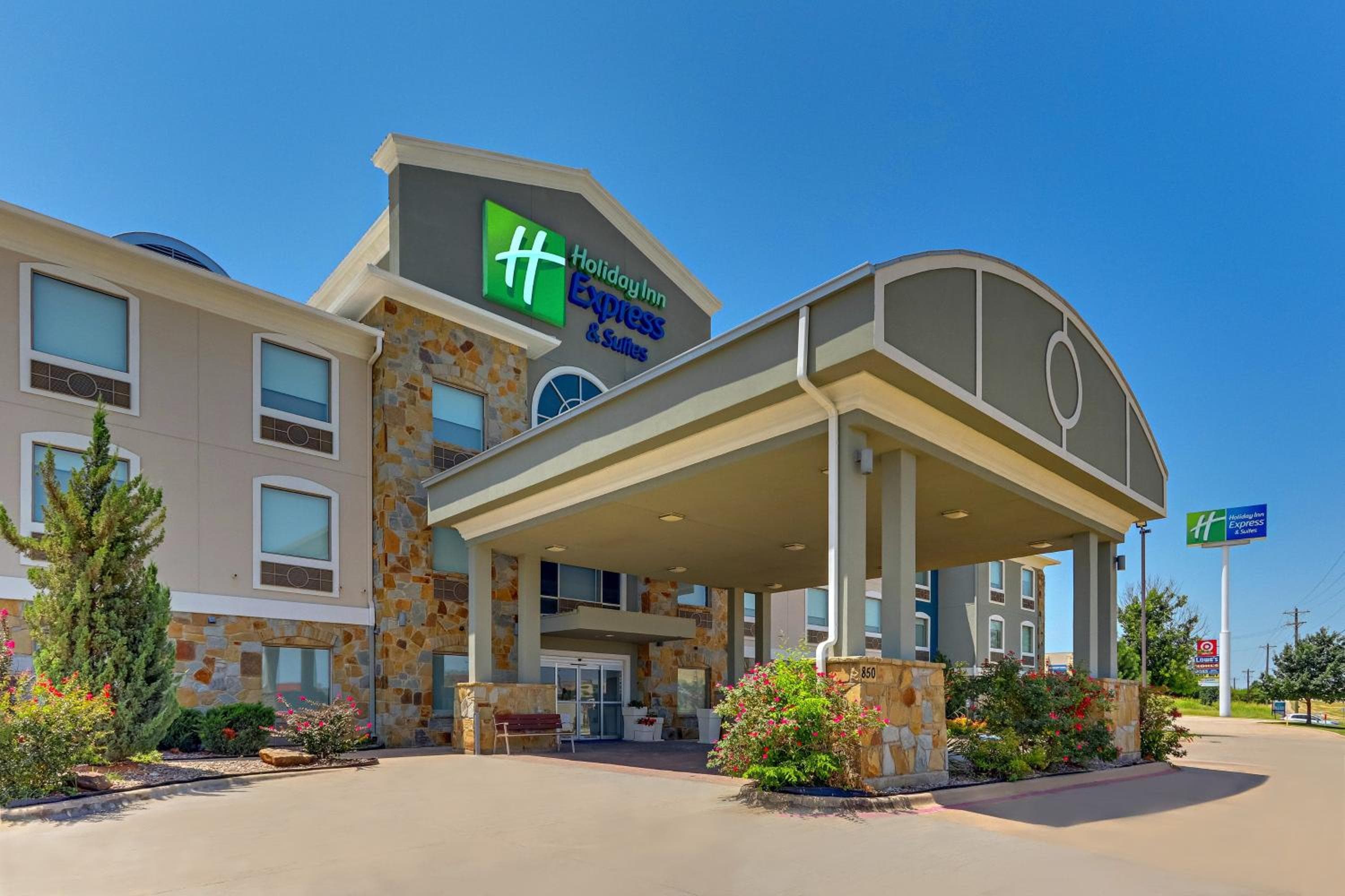 Holiday Inn Express Hotel & Suites Weatherford by IHG