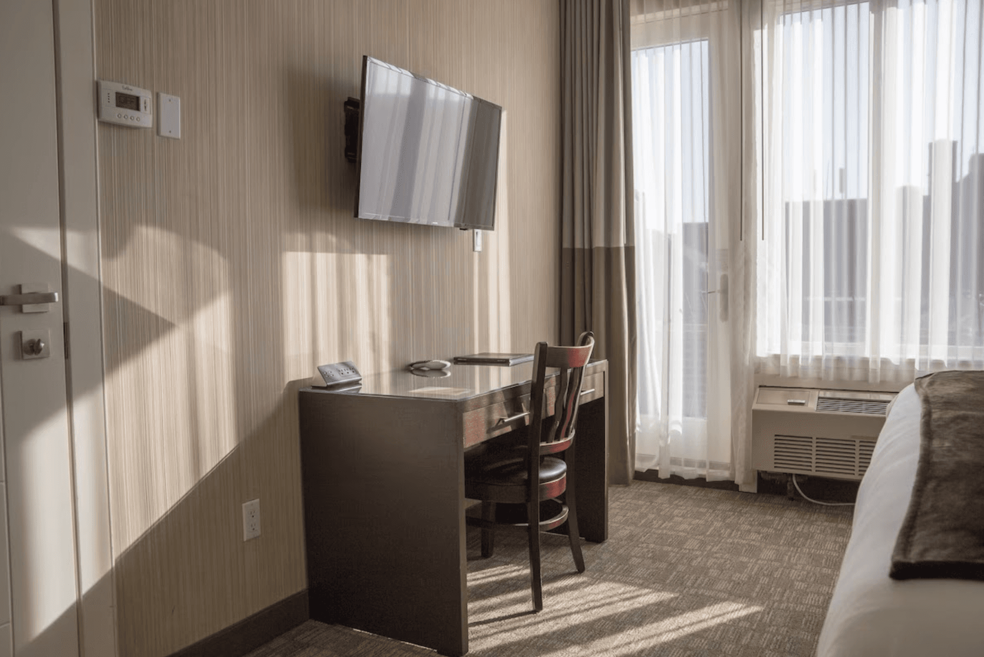 Aura Hotel Brooklyn