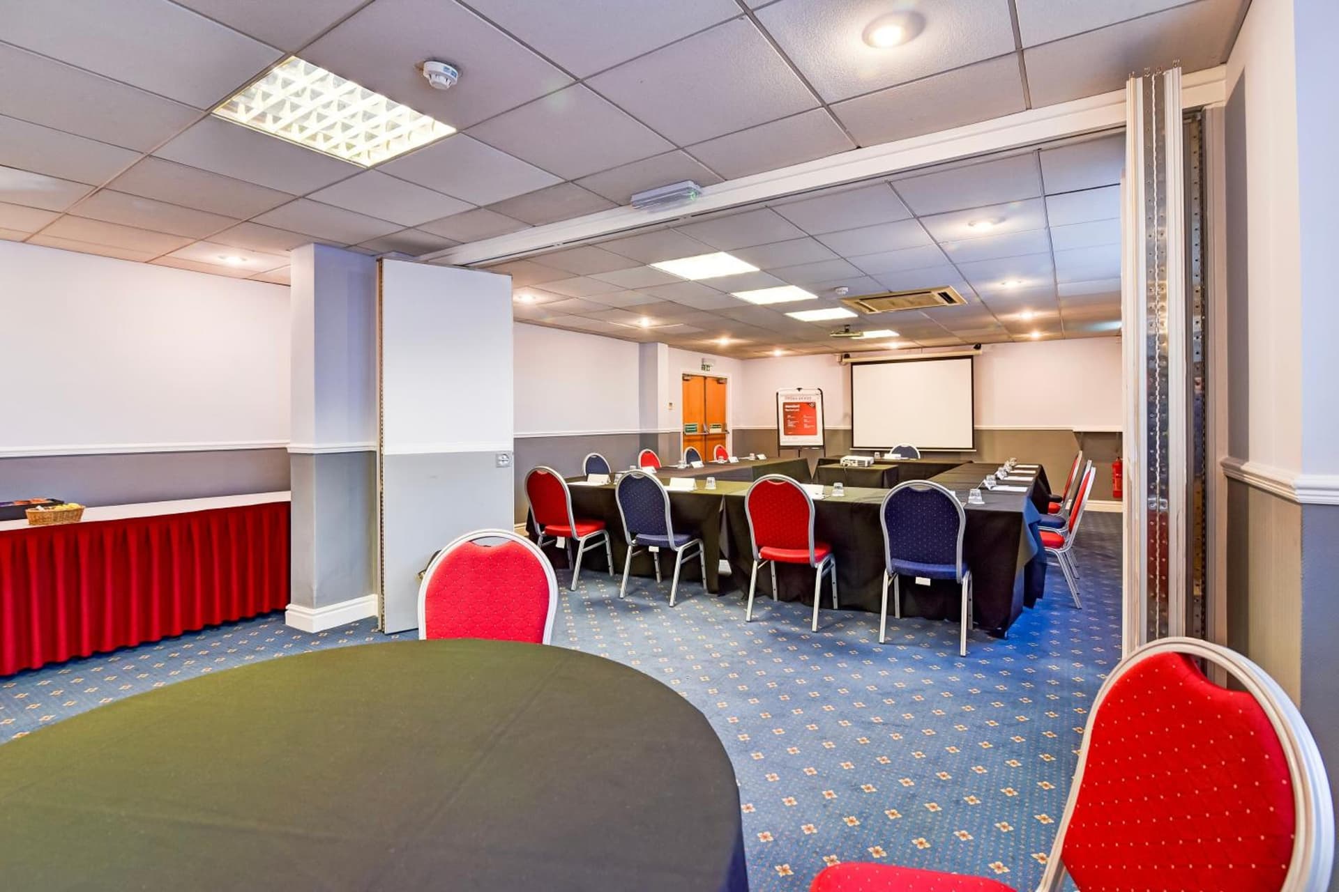 Aston Court Derby City Centre By Belvilla
