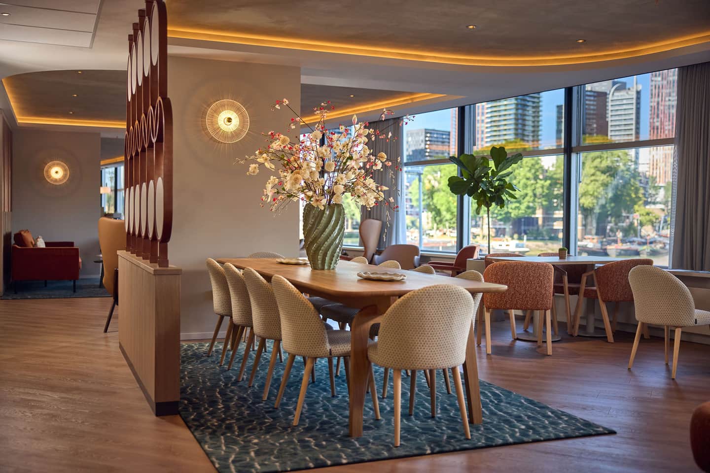 DoubleTree by Hilton Rotterdam Centre