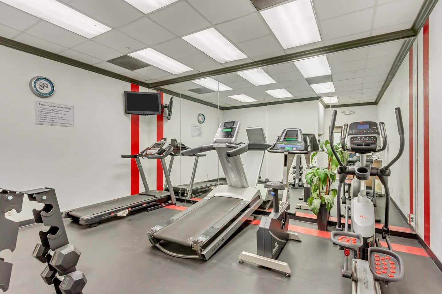 Suburban Studios Salt Lake City Airport