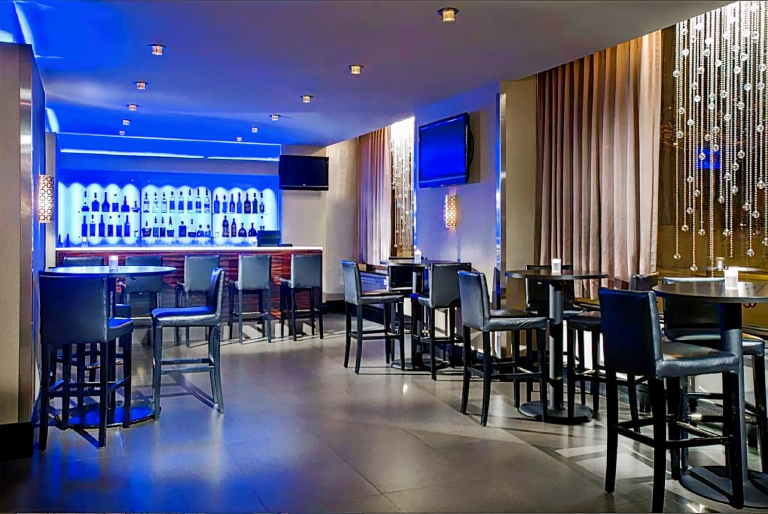 Inn of Chicago Magnificent Mile