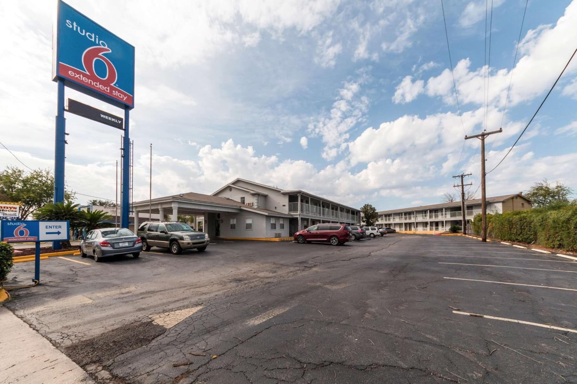 Studio 6-San Antonio, TX - Fort Sam Houston Area