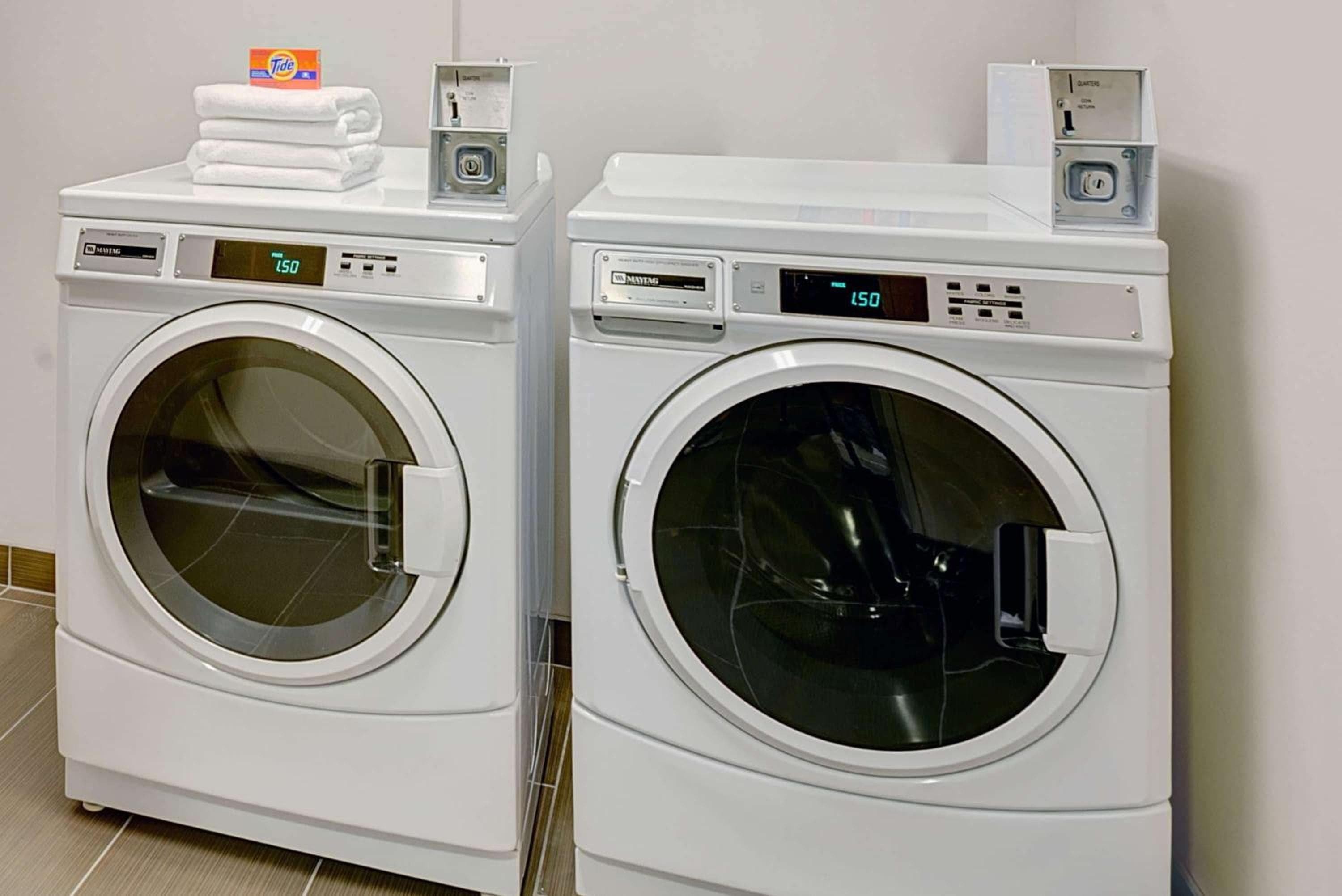 Microtel Inn & Suites by Wyndham Philadelphia Airport Ridley