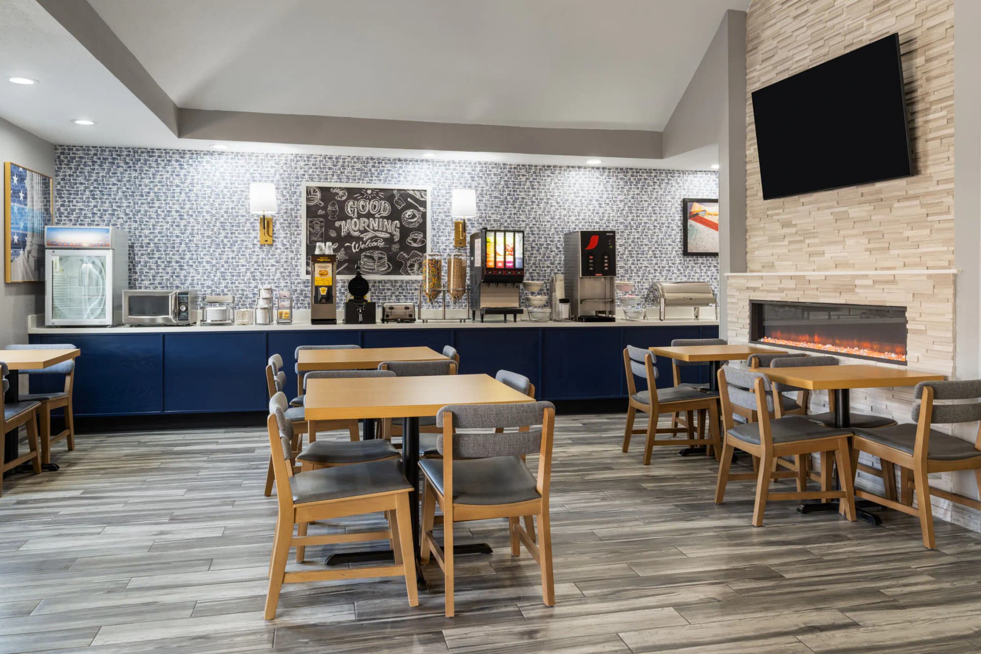 AmericInn by Wyndham Urbana/Champaign University Area