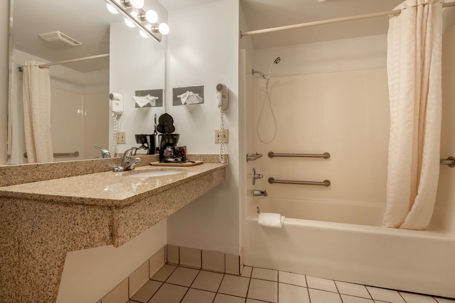 Travelodge by Wyndham Shamokin Dam/Selinsgrove