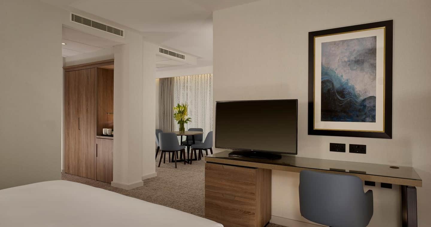 DoubleTree by Hilton Hull