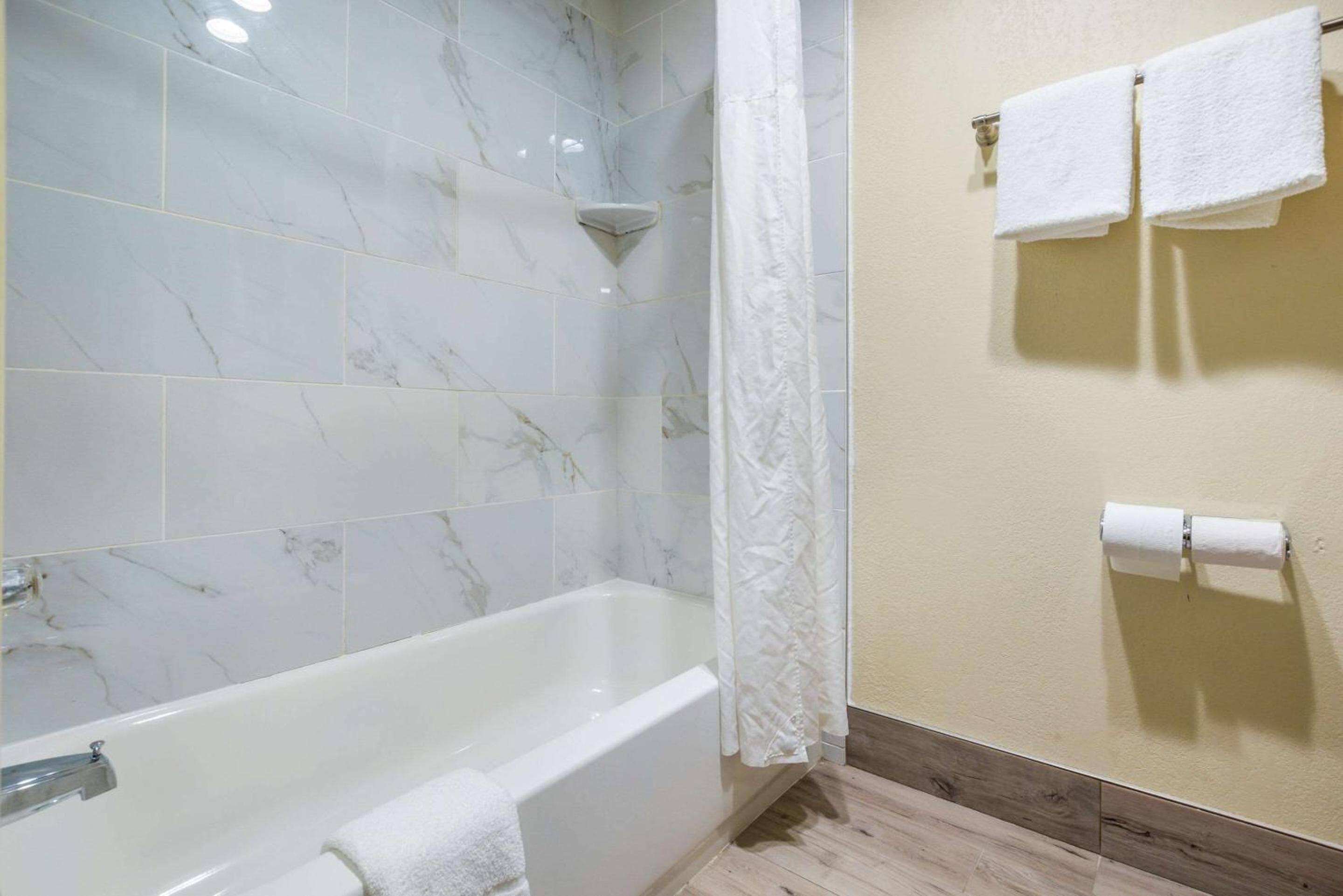 Quality Inn & Suite Florence - Cincinnati South