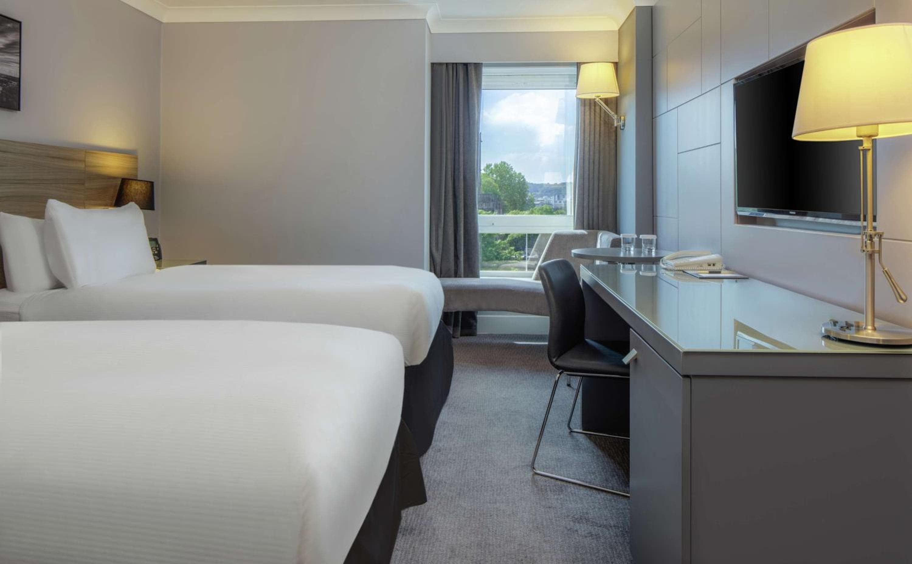 DoubleTree by Hilton Bristol City Centre