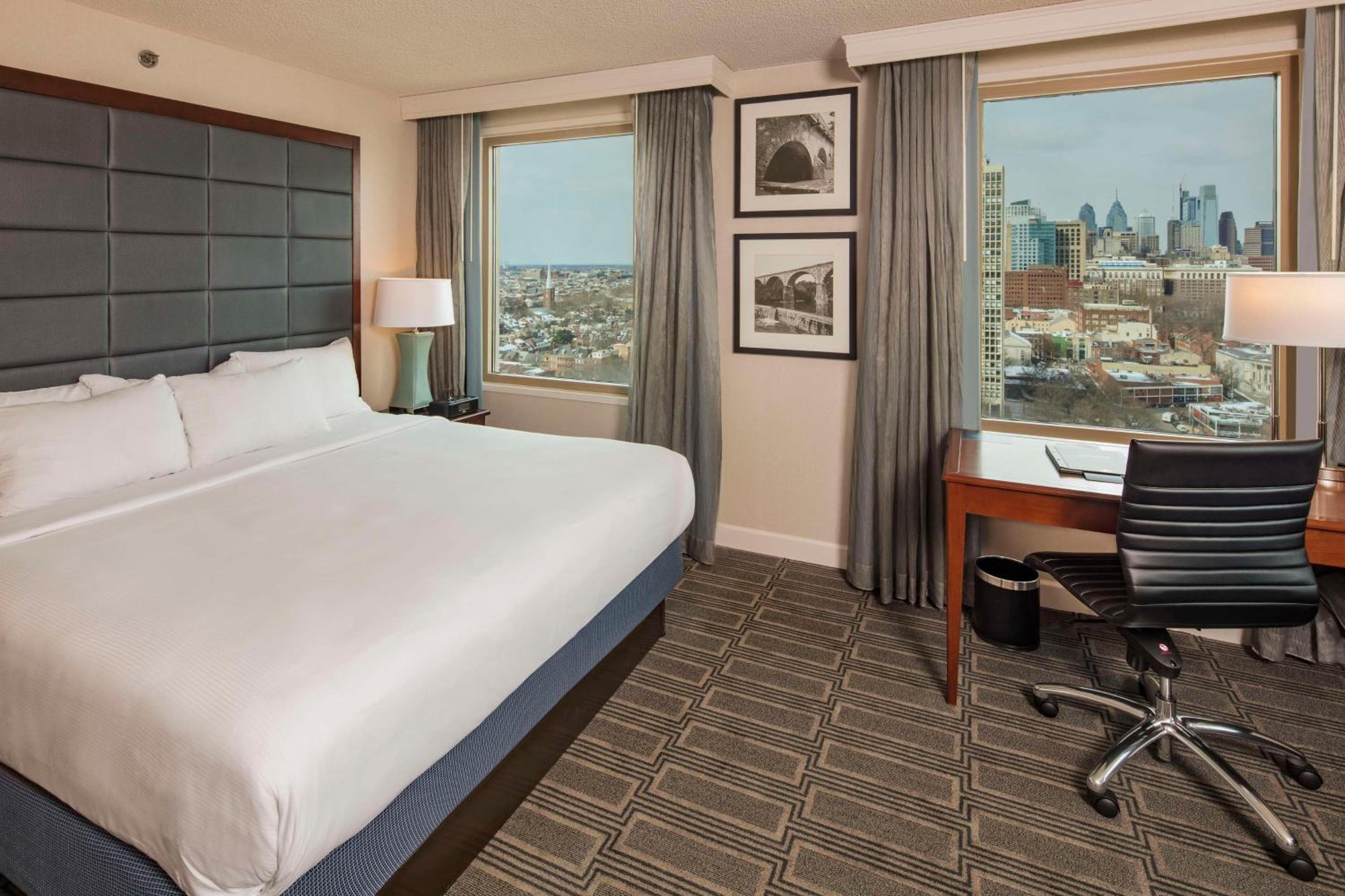 Hilton Philadelphia at Penn's Landing